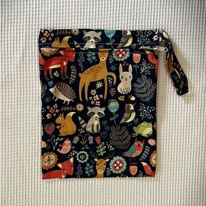 Folklore Wildlife Print Waterproof Ditty Bag
